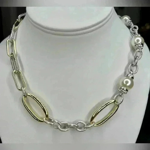 Gold & Pearls On Paper Clip Chain & Toggle Closure - Picture 3 of 5